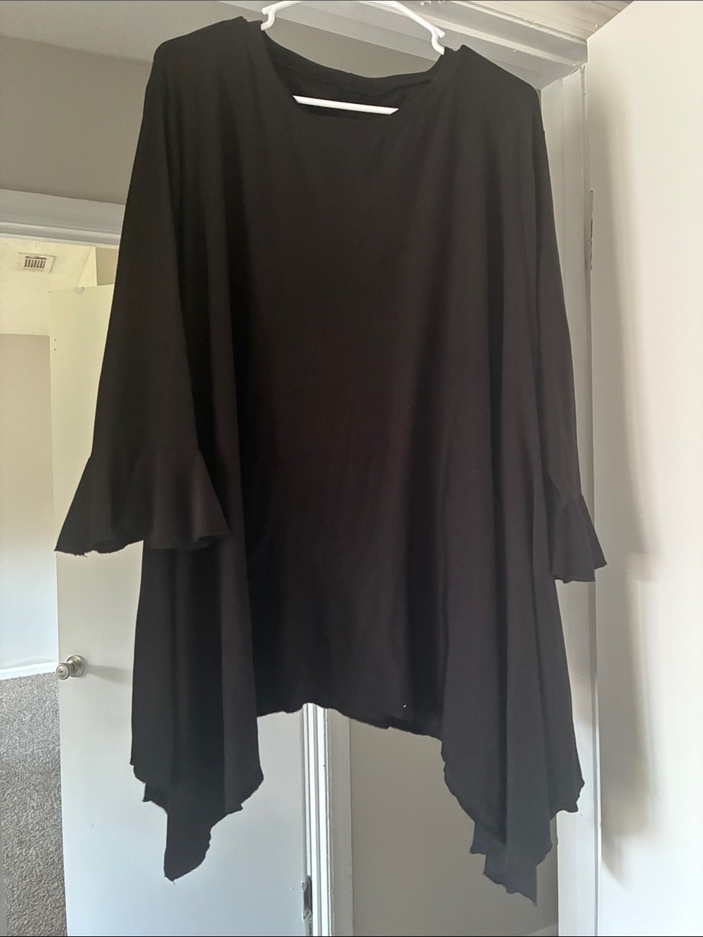 Black Custom Made Top 🖤